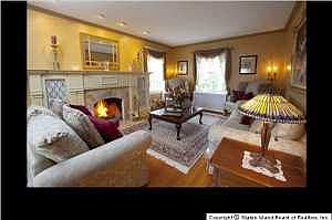 2nd image of 772 Bard Ave