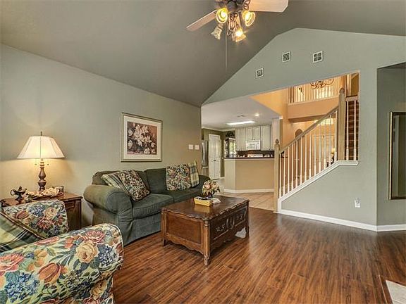 5th image of 8711 Priest River Dr