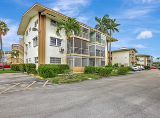 17090 NE 14th Ave APT 101, Miami, FL 33162