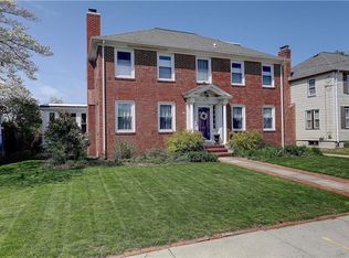 89 Ferncrest Ave, Cranston, RI 02905