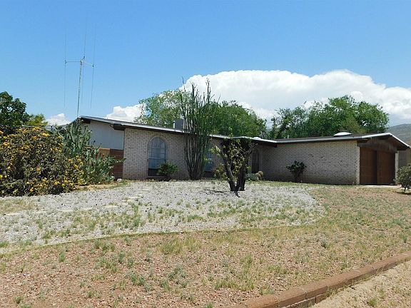 3rd image of 2507 Eastridge Dr