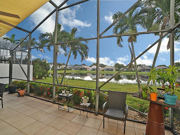 PATIO LAKE LOT