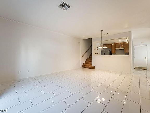 4th image of 1453 Morro Creek St