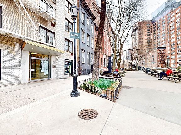 5th image of 202 6th Ave APT 3A
