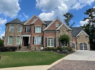 2464 Treehaven Dr, Snellville, GA 30078