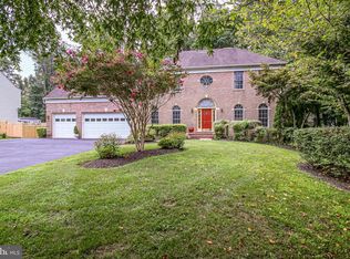 8823 Burke Rd, Burke, VA 22015