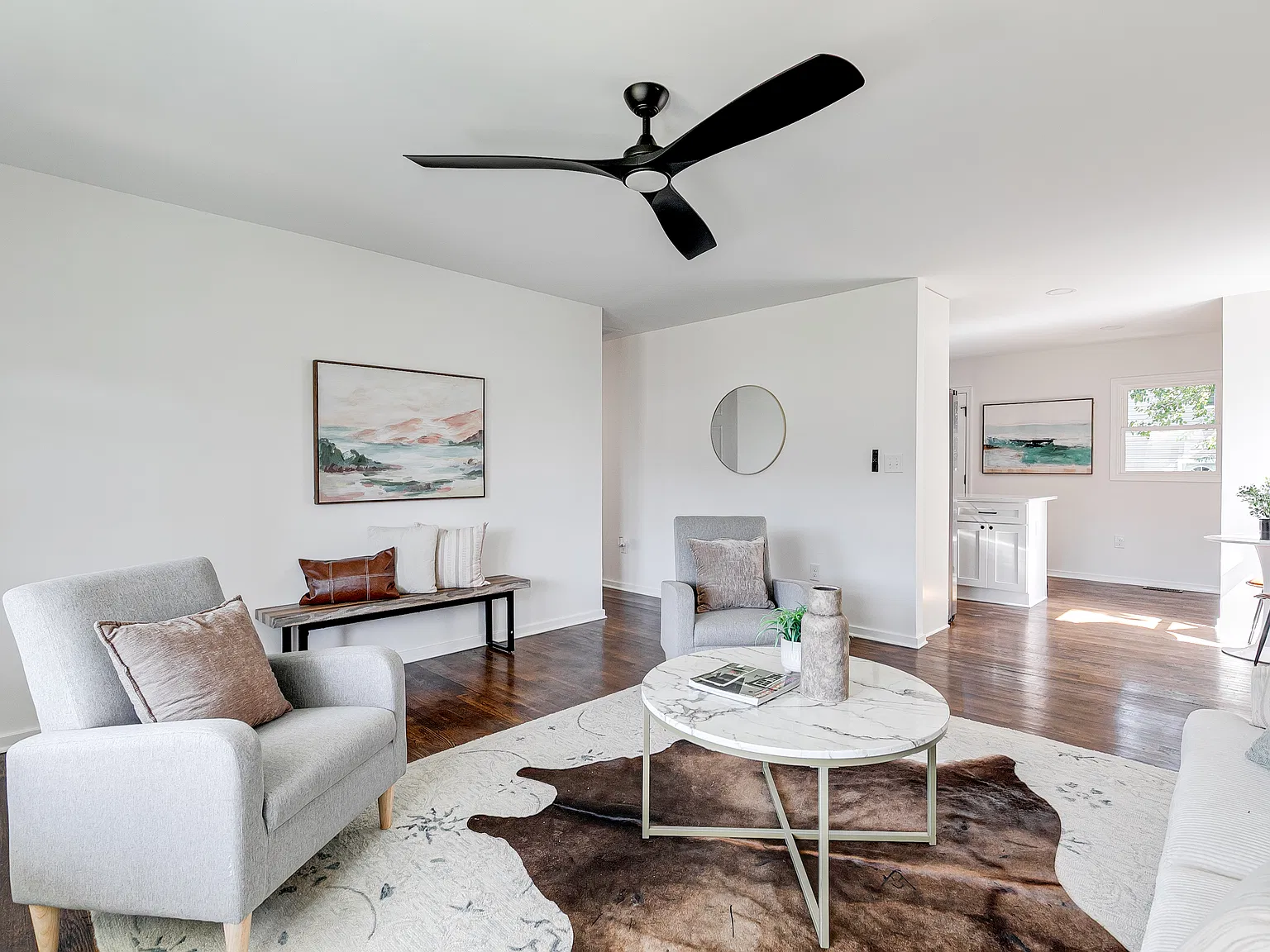 3 bed, 986 sqft, $2,750 — Photo 3