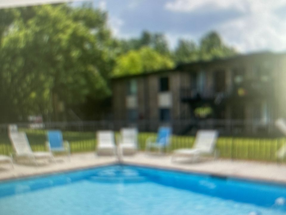 1st image of 2850 Middle Tennessee Blvd APT B5