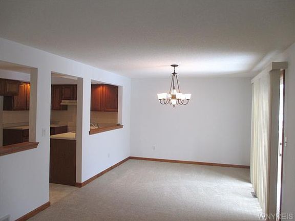4th image of 5483 Village Station Cir