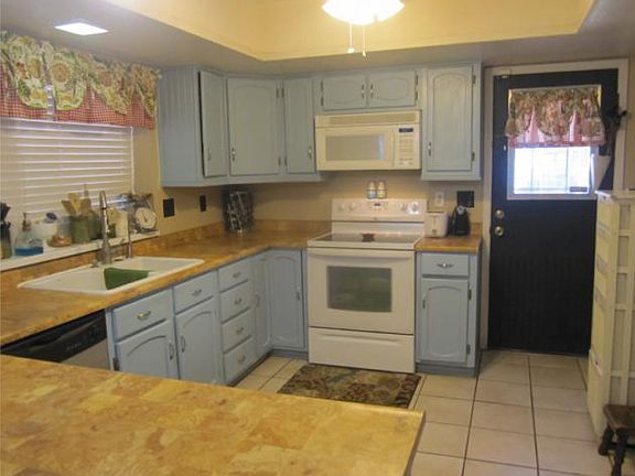 4th image of 3436 E Emelita Ave