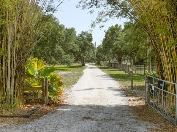 6033 Sheps Island Rd, Sarasota, FL 34241