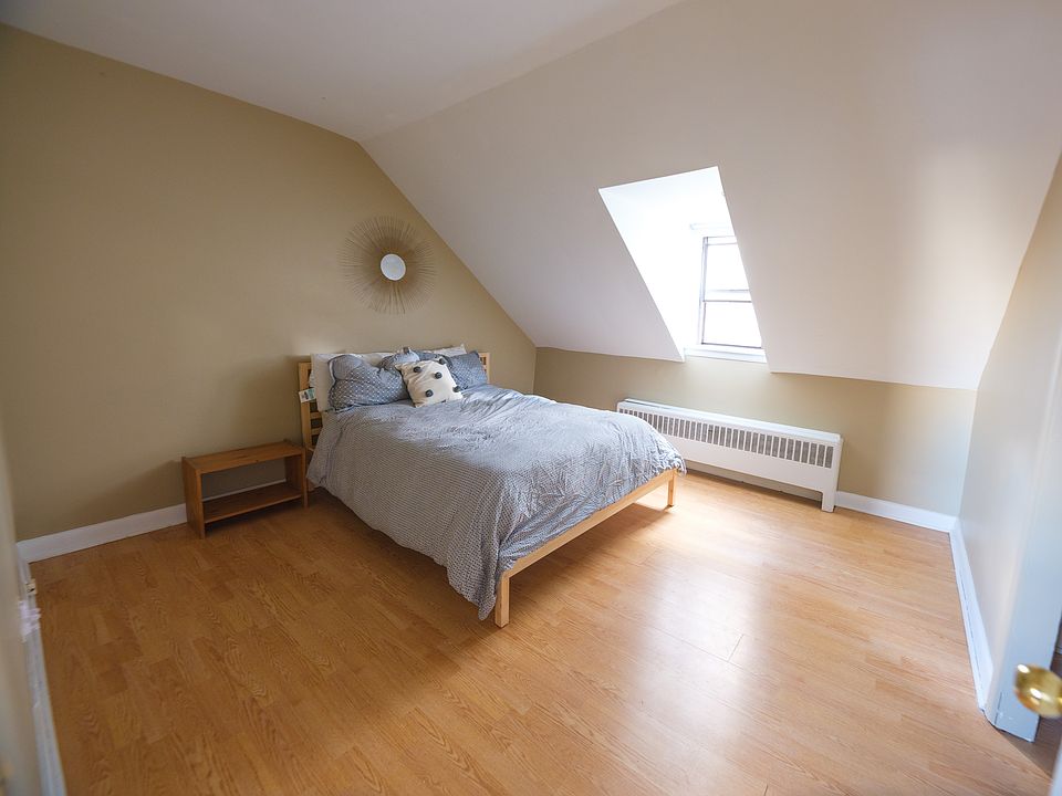 1st image of 115 Dalhousie St