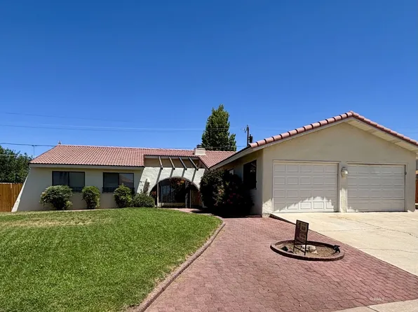 79 S Navajo Dr, Page, AZ 86040