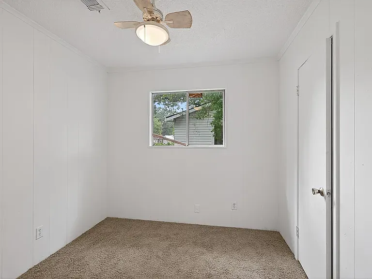 1422 Lampkin St — Photo 10