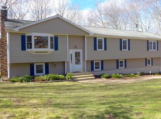 37 Wahconah Dr, Bozrah, CT 06334