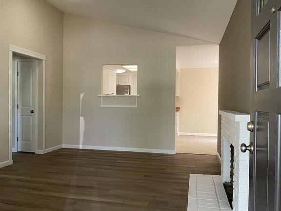 2nd image of 1 Pelican Ct