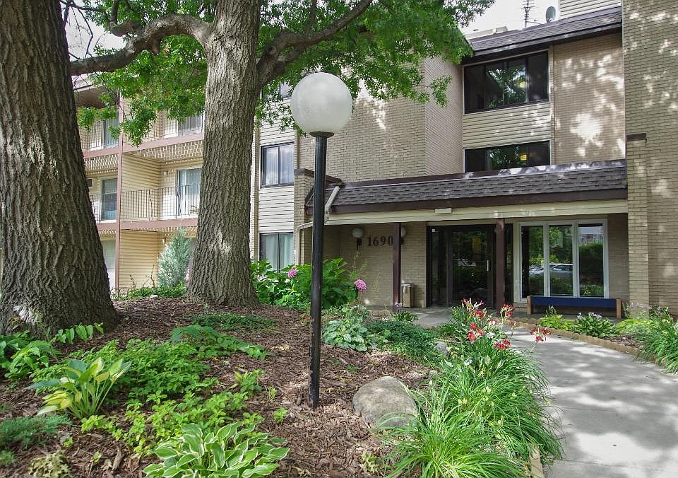 1690 Highway 36 W APT 220, Roseville, MN 55113 Zillow