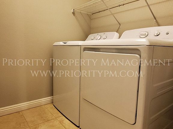 5th image of 10649 Mount Blackburn Ave