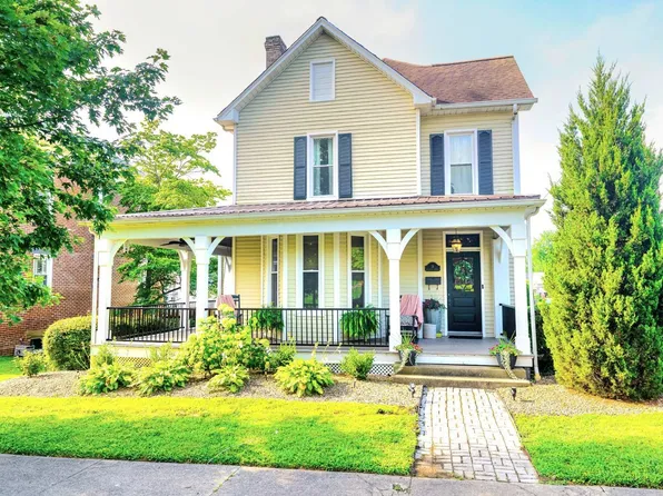 31 W South St, Jackson, OH 45640