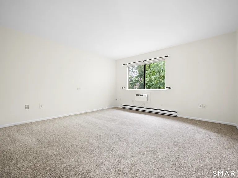 60 Lawn Ave #24 — Photo 19