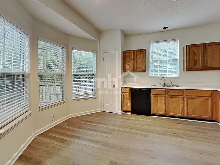 5408 Botany Bay Dr — Photo 4