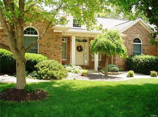122 Forest Grove Dr, Glen Carbon, IL