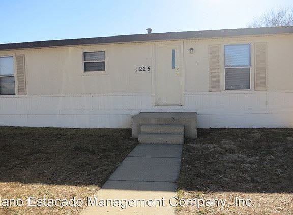 2nd image of 1225 Casa Grande St