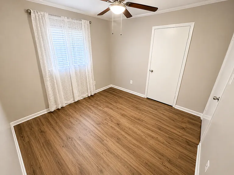 38178 Sunshine St — Photo 10