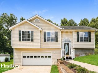 6029 Rose Ct, Flowery Branch, GA 30542