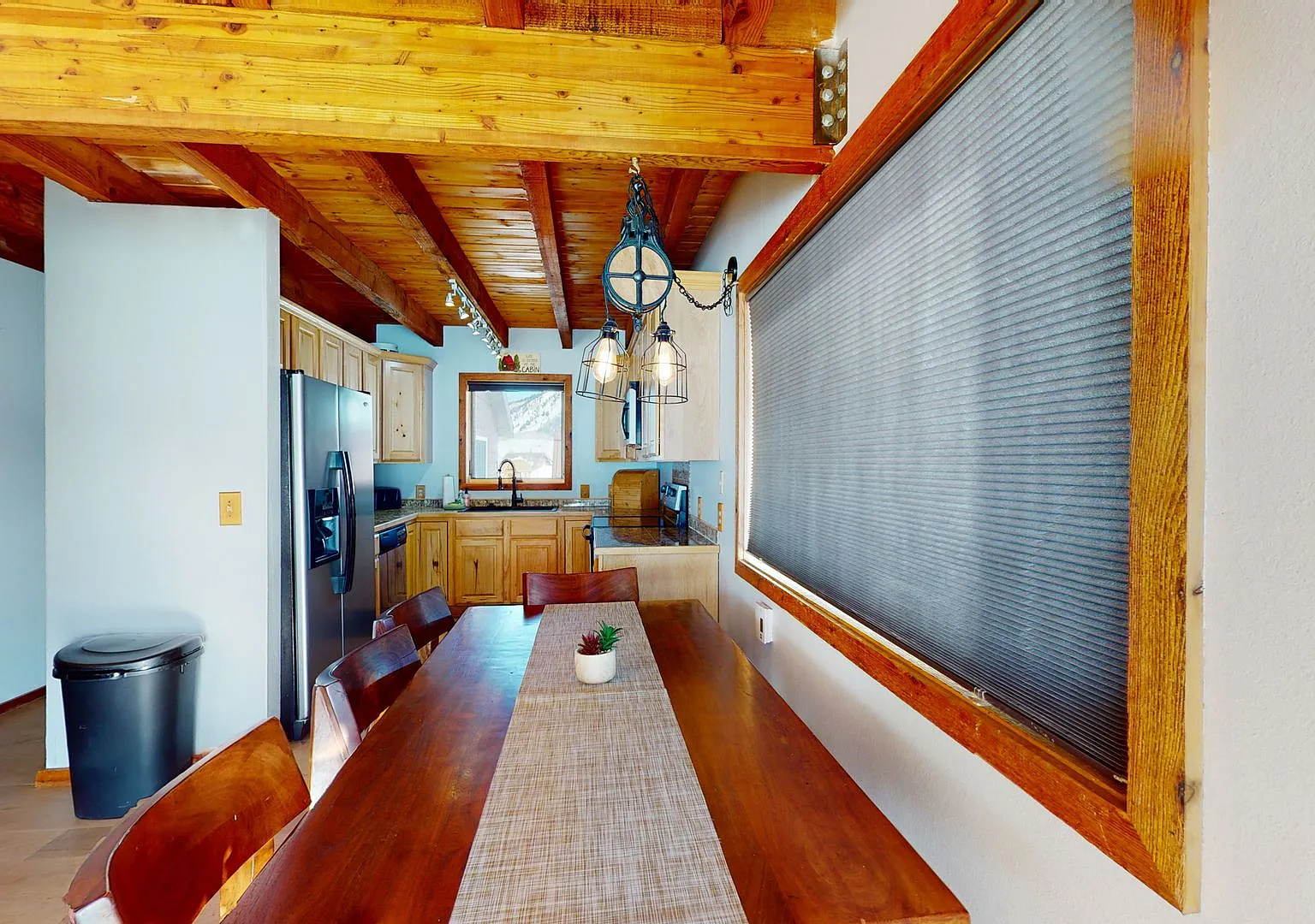 3 Bedroom Riverbend Home — Photo 1