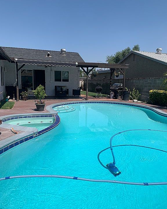 2nd image of 2622 S Balboa Ave