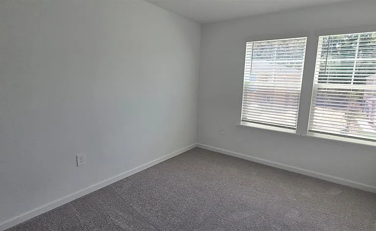 3577 SE 37th Ct — Photo 9