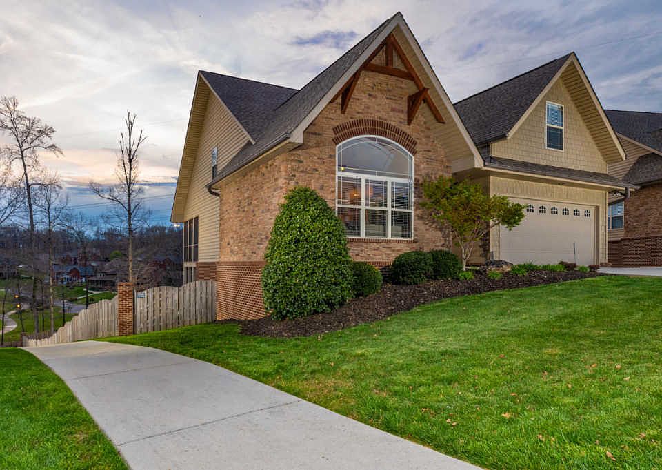 1st image of 8329 Shoregate Ln