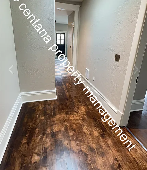 701 W Galena — Photo 2