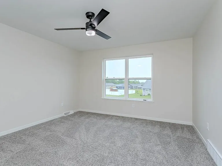 3504 Green Pastures Ln — Photo 31