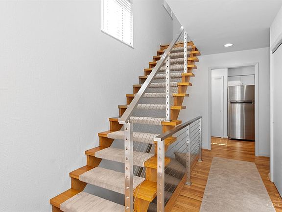 4th image of 2111 Sutton Ave Unit J