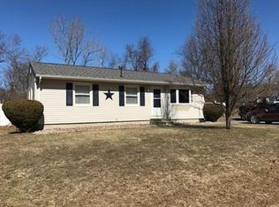21 Laurel Dr, Ware, MA 01082