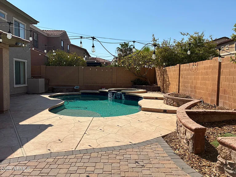 16054 W Shangri La Rd — Photo 11