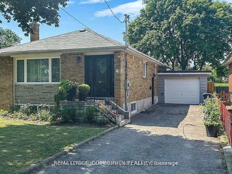 41 Shropshire Dr #BASEMENT — Photo 2