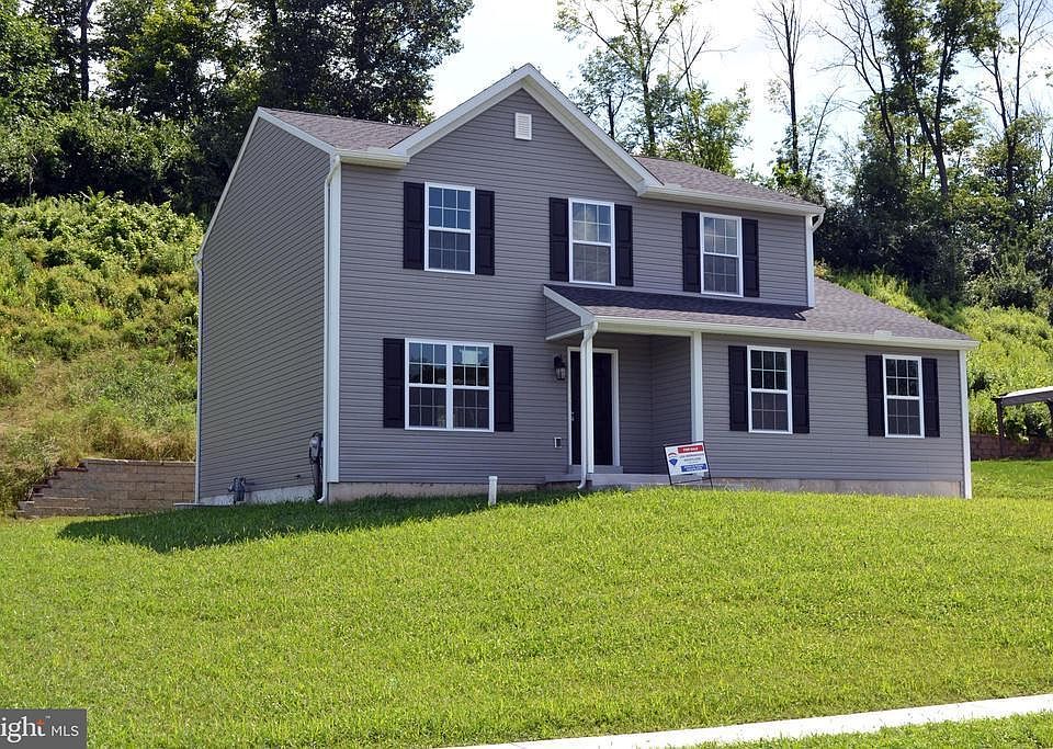 59 Sawgrass Dr, Reading, PA 19606 Zillow