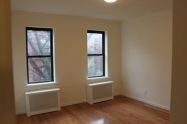 Rented by W Brothers Brokerage LLC