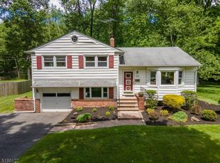 2005 Hill Top Rd, Scotch Plains, NJ 07076