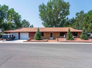 1100 Crandall Dr, Powell, WY 82435
