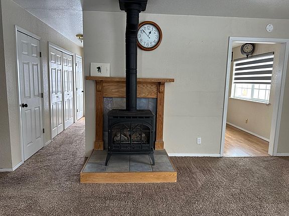 5th image of 227 Maple St