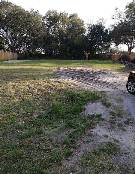 1st image of Skyline Dr