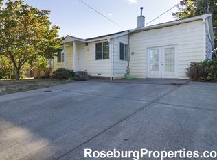 448 W Alpha St, Roseburg, OR 97471