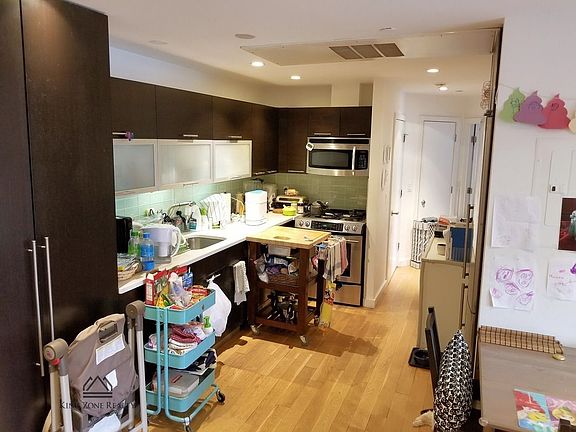 4th image of 639 4th Ave APT 3A