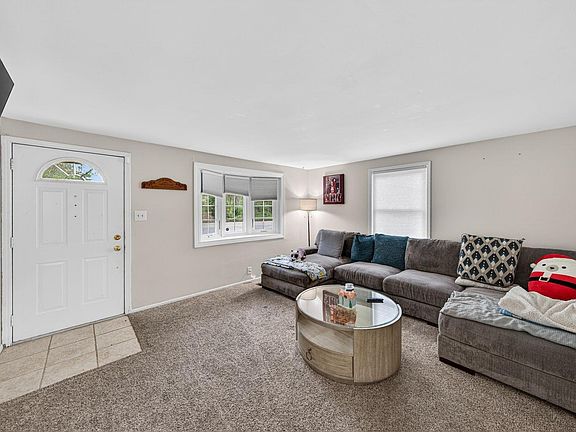 2nd image of 3219 McKinley Ave