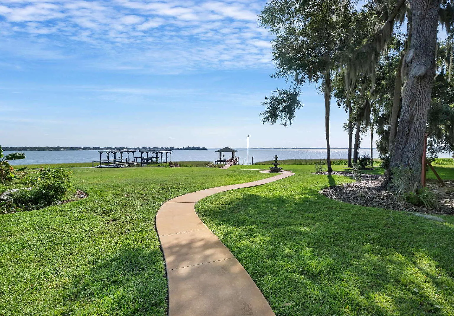 2 bed, 2.0 bath, $2,500 — Photo 4