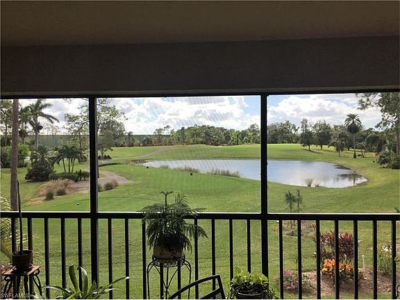 2nd image of 5570 Trailwinds Dr APT 522